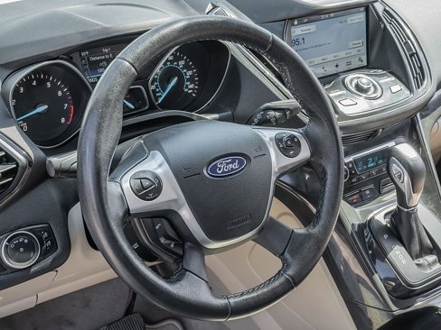 Used 2016 Ford Escape Titanium image 24
