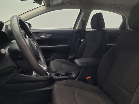 Used 2019 Kia Forte LXS image 17