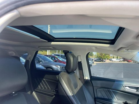 Used 2015 Ford Edge Sport w/ Equipment Group 401A image 4