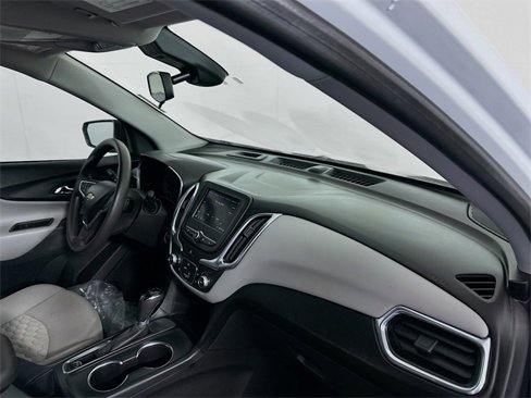 Used 2020 Chevrolet Equinox LS image 26