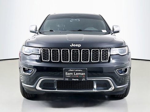 Used 2017 Jeep Grand Cherokee Limited w/ Luxury Group II image 2