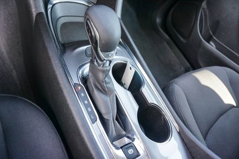 Used 2023 Chevrolet Malibu LT image 16