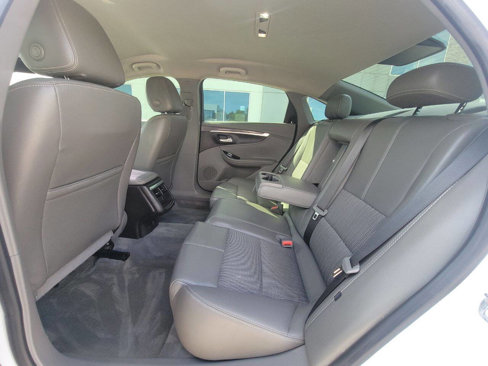 Used 2016 Chevrolet Impala LT image 14