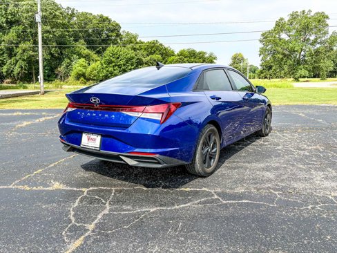 Used 2021 Hyundai Elantra SEL w/ Convenience Package image 7