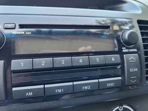 Used 2005 Toyota Camry LE image 31