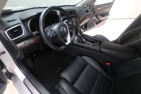 Used 2018 Nissan Maxima Platinum image 25