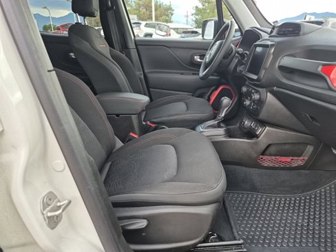 Used 2023 Jeep Renegade Trailhawk image 24