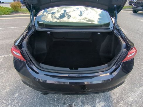Used 2023 Chevrolet Malibu LT image 34