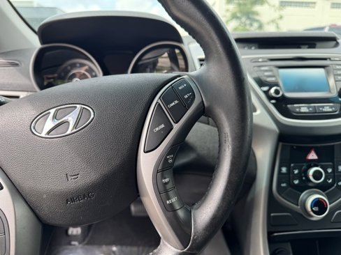 Used 2015 Hyundai Elantra SE w/ Option Group 03 image 13