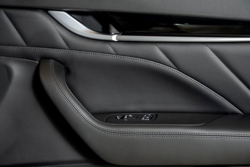 Used 2022 Maserati Levante GT image 63