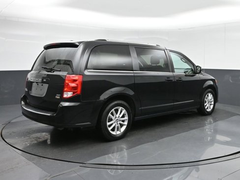 Used 2019 Dodge Grand Caravan SXT image 7