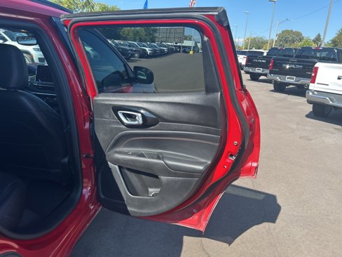 Used 2022 Jeep Compass Limited image 18