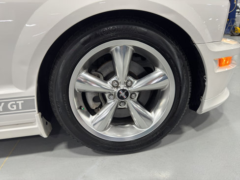 Used 2007 Ford Mustang GT image 10