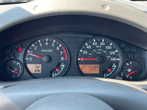 Used 2017 Nissan Frontier SV image 8