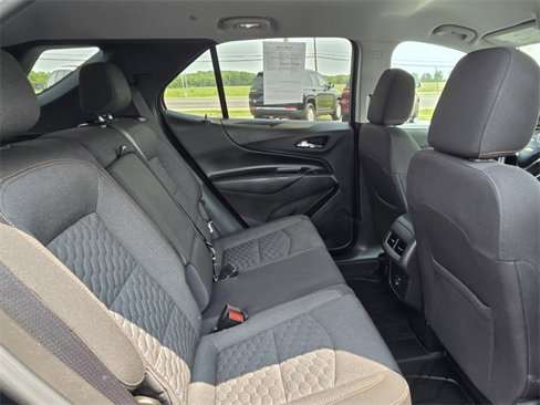 Used 2021 Chevrolet Equinox LT image 34