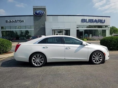 Used 2016 Cadillac XTS Premium image 2