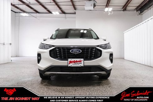 Used 2024 Ford Escape Platinum image 2