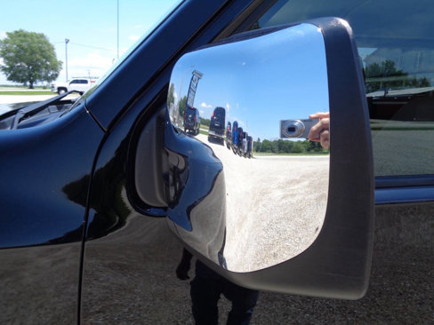 Used 2019 Nissan NV 3500 SL image 14