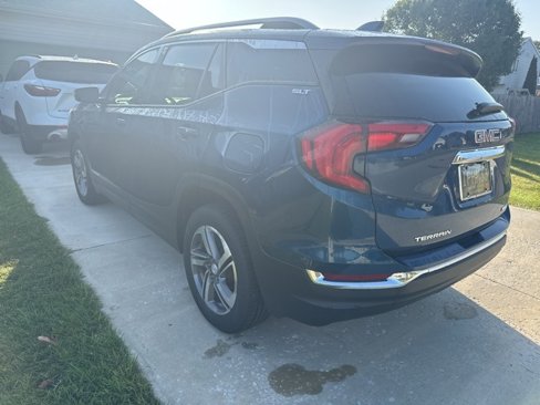 Used 2020 GMC Terrain SLT image 8