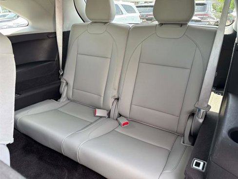 Used 2017 Acura MDX SH-AWD w/ Technology Package image 12
