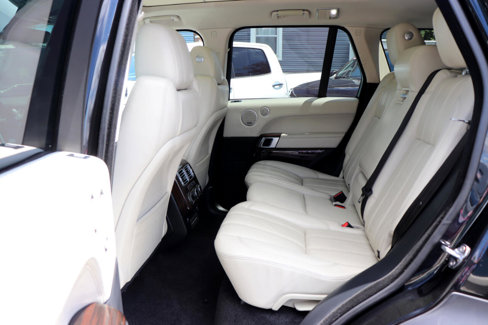 Used 2017 Land Rover Range Rover Supercharged image 12