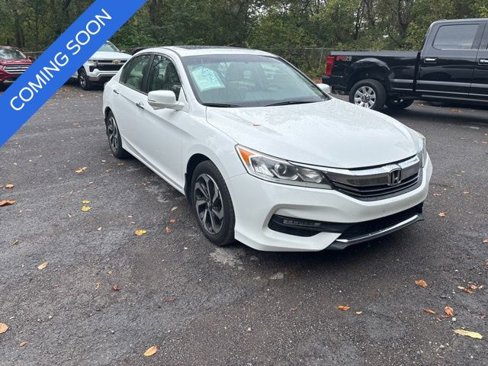 Used 2017 Honda Accord EX-L image 3