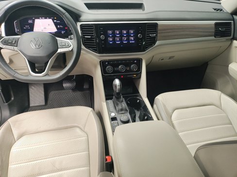 Used 2021 Volkswagen Atlas SEL Premium image 30