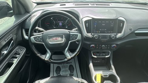 Used 2022 GMC Terrain SLT image 15