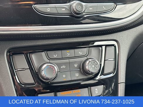 Used 2022 Buick Encore Preferred image 17