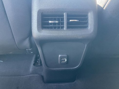 Used 2019 Chevrolet Equinox LT image 22