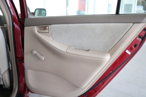 Used 2005 Toyota Corolla S image 21