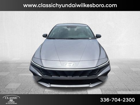 New 2025 Hyundai Elantra Sport image 10