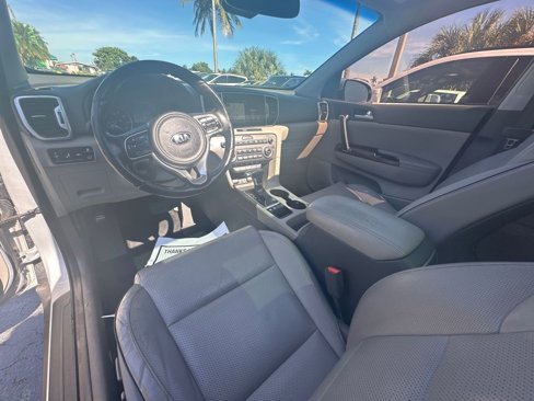 Used 2017 Kia Sportage EX w/ EX Technology Package image 15