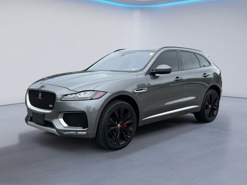 Used 2017 Jaguar F-PACE S image 7