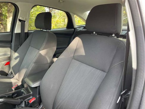 Used 2015 Ford Focus SE image 61