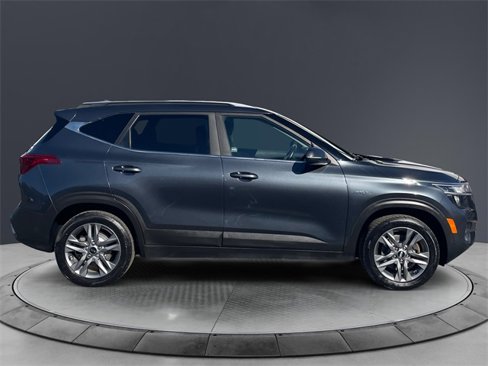 Used 2021 Kia Seltos S image 6