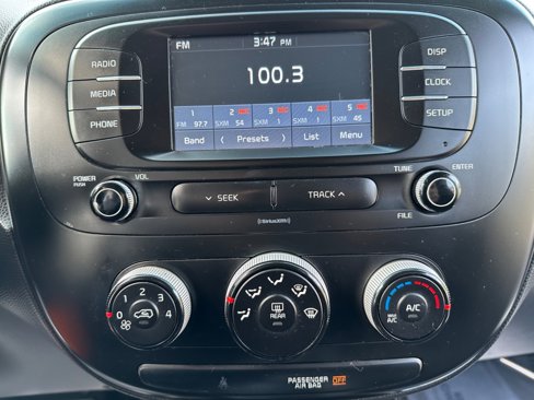 Used 2019 Kia Soul image 21