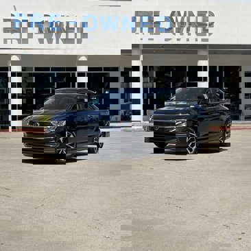 Used 2024 Volkswagen Jetta S image 2