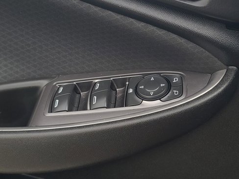 Used 2018 Chevrolet Malibu LS image 23