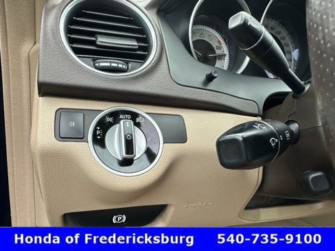 Used 2012 Mercedes-Benz C 300 Sport image 27