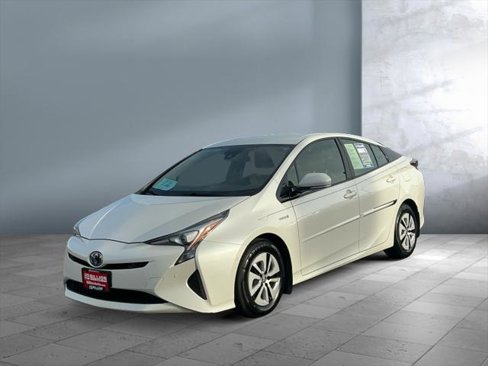 Certified 2017 Toyota Prius Three image 1