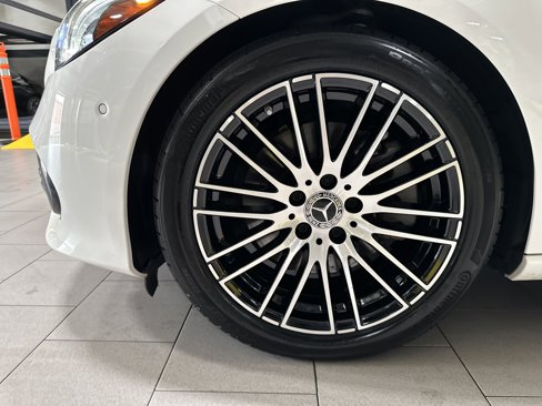 Certified 2022 Mercedes-Benz C 300 4MATIC Sedan image 11