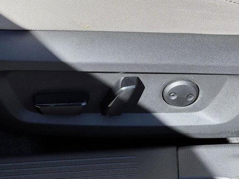 Used 2021 Nissan Rogue SV image 17