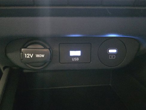 New 2025 Hyundai Elantra SE image 20
