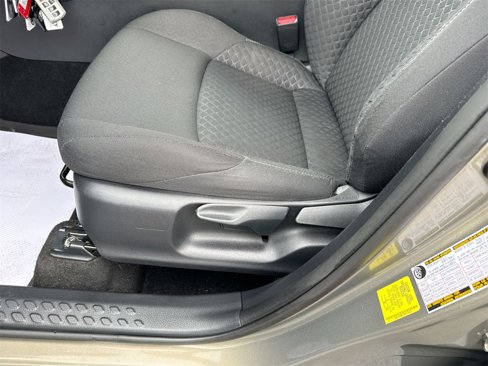 Used 2021 Toyota C-HR LE image 18