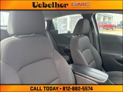 Used 2023 Chevrolet Malibu LT image 4