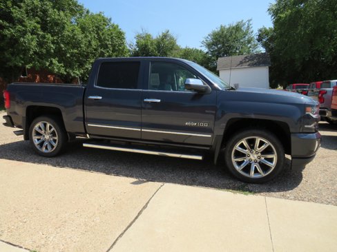 Used 2018 Chevrolet Silverado 1500 LTZ Z71 w/ Centennial Edition image 14