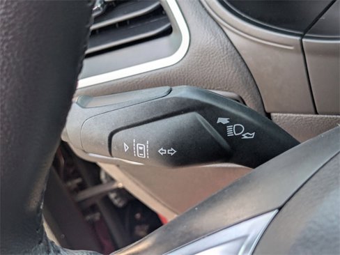 Used 2024 Ford Edge SEL image 25