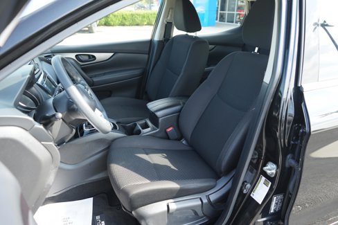 Used 2020 Nissan Rogue Sport S w/ Appearance Package image 9