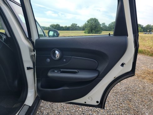 Used 2017 MINI Cooper Clubman ALL4 image 32